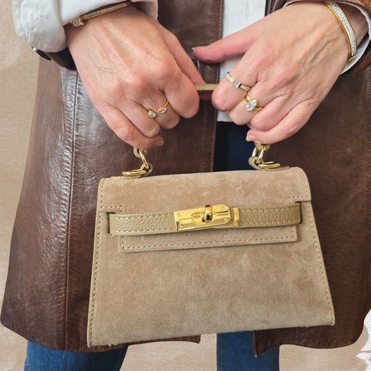 Jacobsz Atelier · The Mae Suède Mini Crossbody · Zwart & Taupe