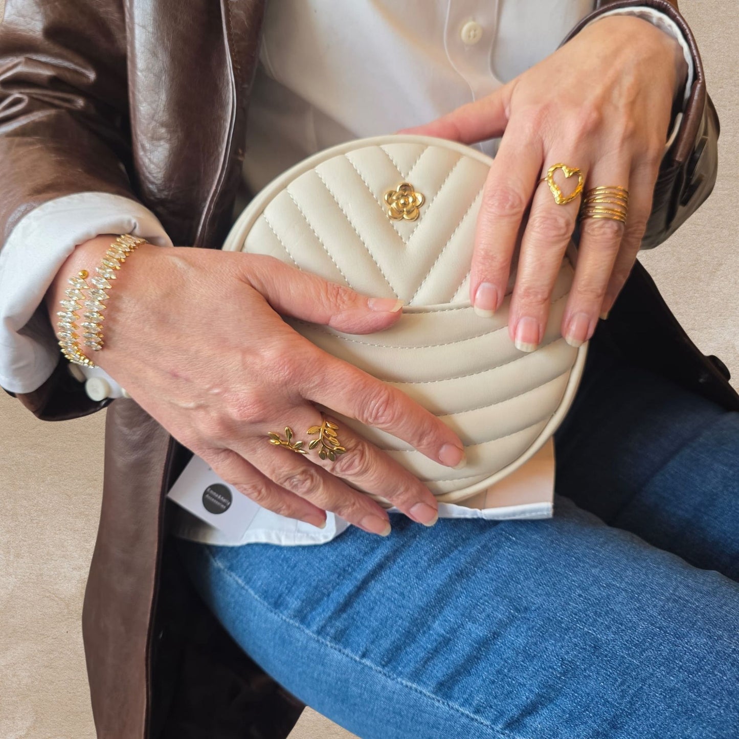 Jacobsz Atelier · Classique · Lumière Round Crossbody · Crème