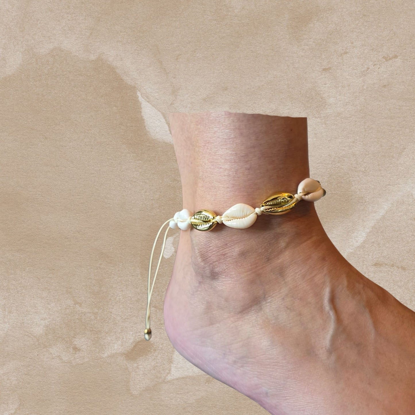 Golden Shell Anklet · Jacobsz Atelier