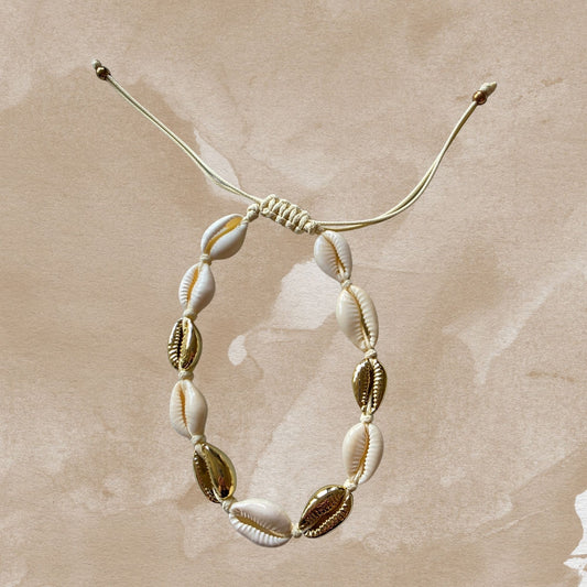 Golden Shell Anklet · Jacobsz Atelier