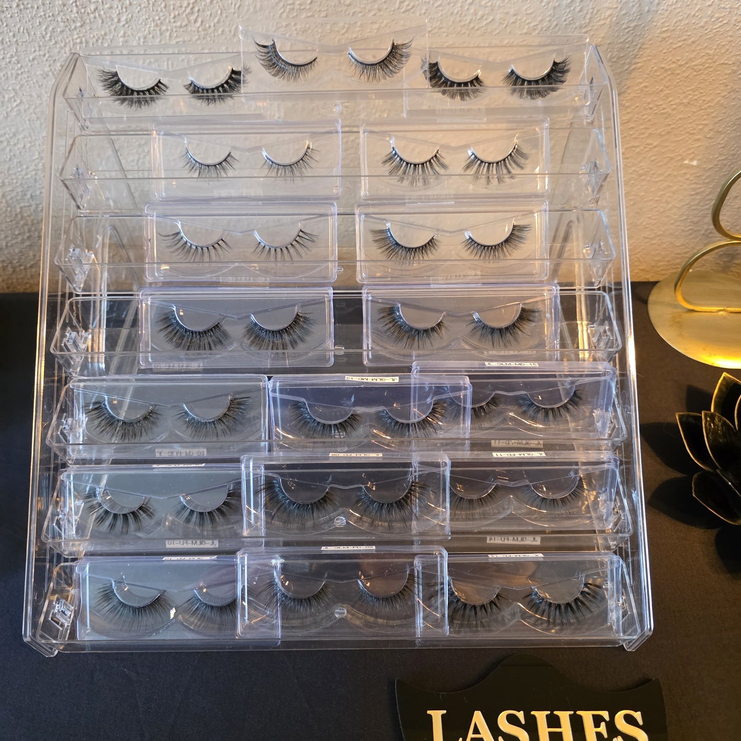 Plak Wimpers · Glam, Drama & Basics · 5euro