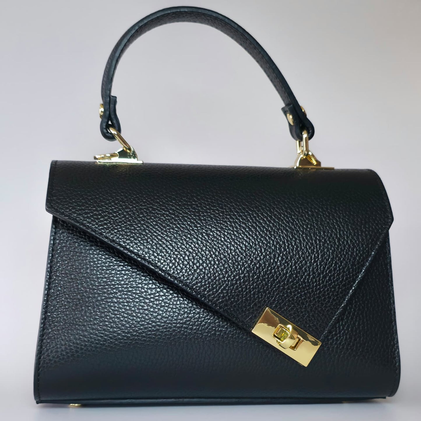 Jacobsz Atelier · The Italian Leather Bag · Wit | Beige | Poederroze | Leer | Groen | Fuchsia | Rood | Taupe | Zwart