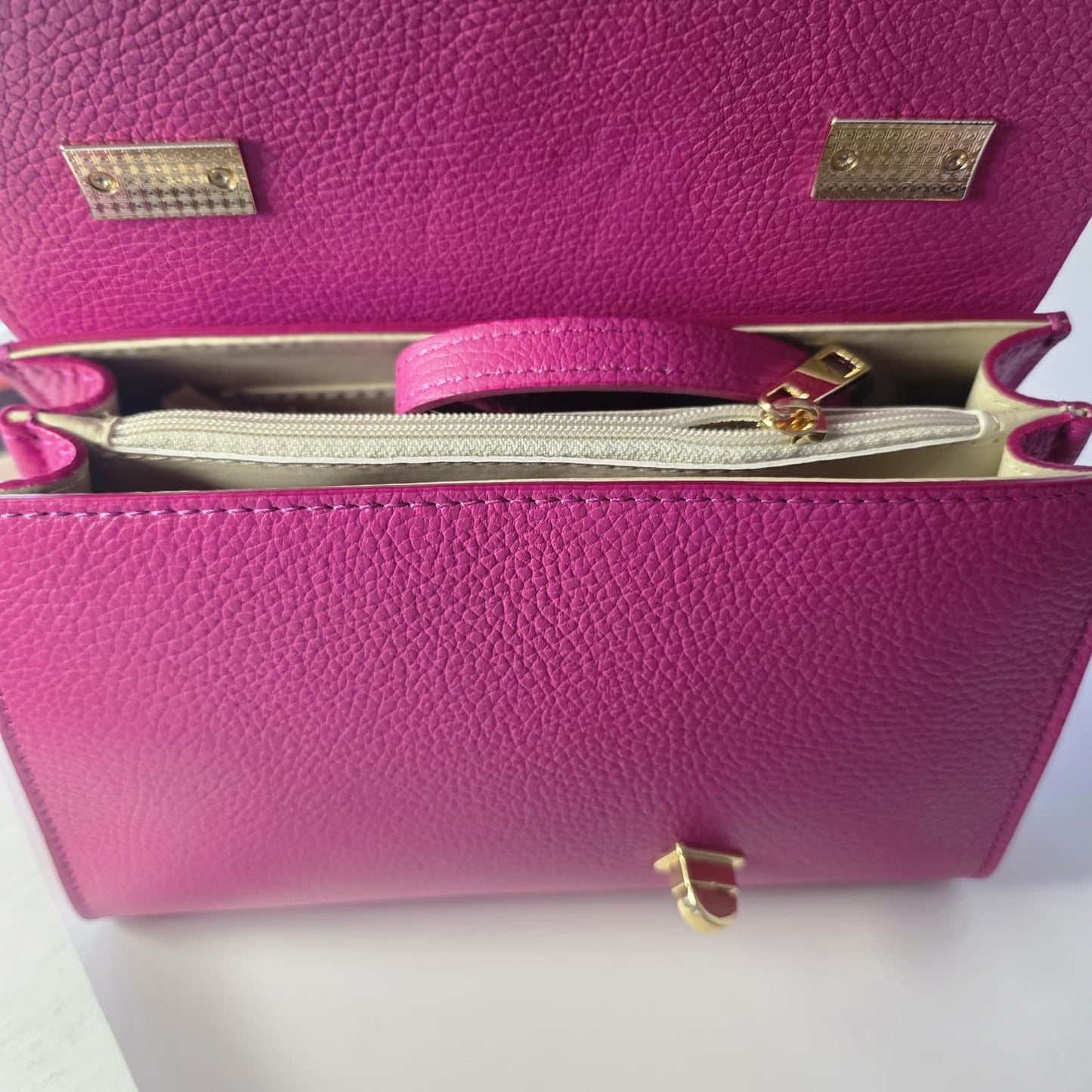 Jacobsz Atelier · The Italian Leather Bag · Wit | Beige | Poederroze | Leer | Groen | Fuchsia | Rood | Taupe | Zwart
