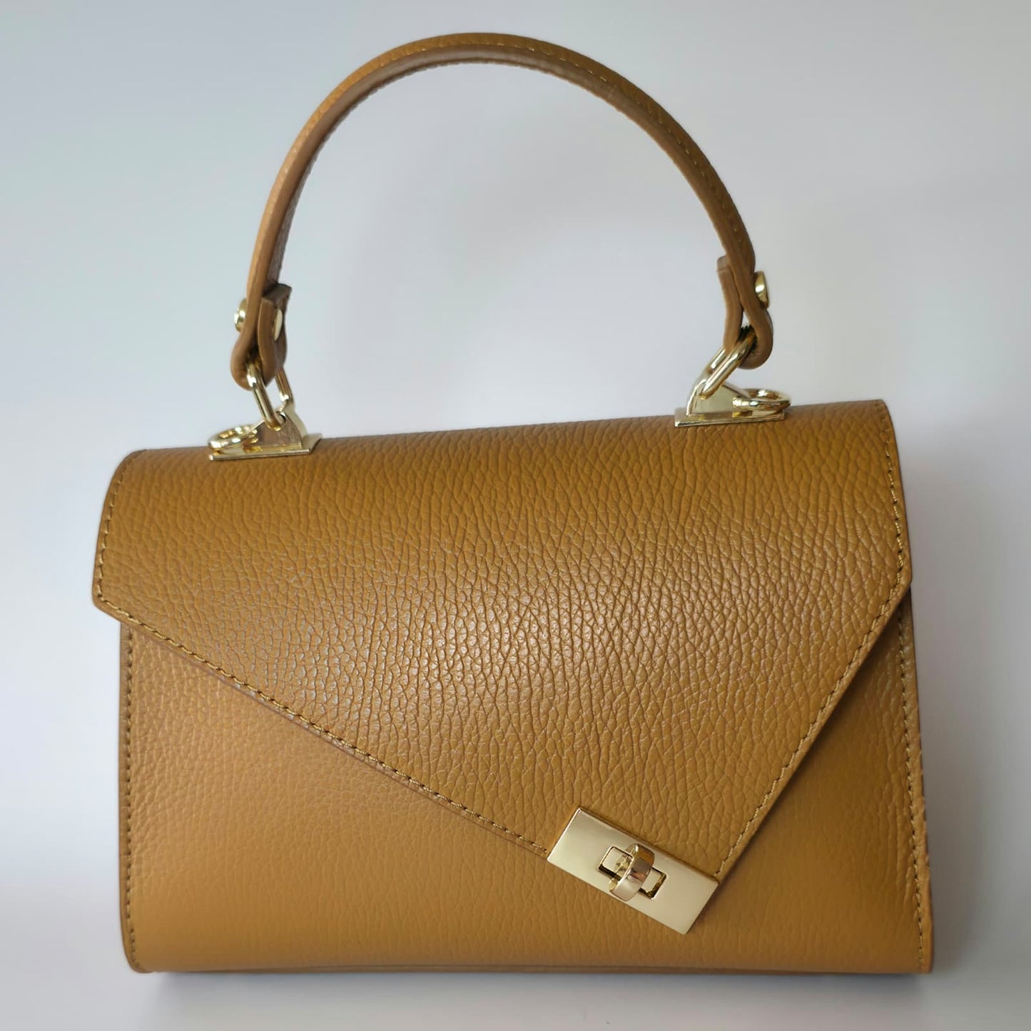 Jacobsz Atelier · The Italian Leather Bag · Wit | Beige | Poederroze | Leer | Groen | Fuchsia | Rood | Taupe | Zwart