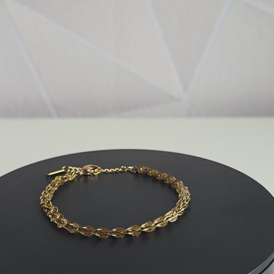 Fleur Dorée behoort tot de Essentials collectie van Atelier Doré.